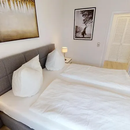Appartement Lieblingsapartments I Nr5 I Helles 2-zimmer-apartment In Der Noerdlichen Altstadt Mit Kaffeevollautomat